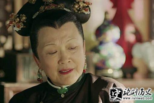 延禧攻略太后为什么要杀娴妃的父亲?太后对乾隆说的一番话是什么意思? 延禧攻略太后为什么要杀娴妃的父亲?太后对乾隆说的一番话是什么意思?