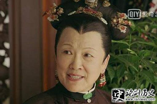 延禧攻略太后为什么要杀娴妃的父亲?太后对乾隆说的一番话是什么意思? 延禧攻略太后为什么要杀娴妃的父亲?太后对乾隆说的一番话是什么意思?