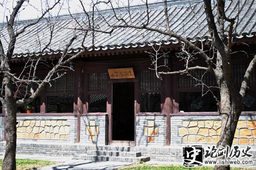 曹家为什么会被雍正抄家?曹雪芹最后怎么死的? 曹家为什么会被雍正抄家?曹雪芹最后怎么死的?