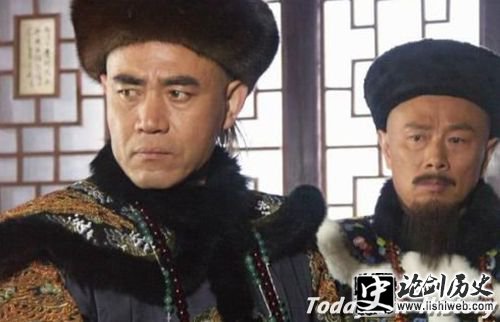 文祥(右)