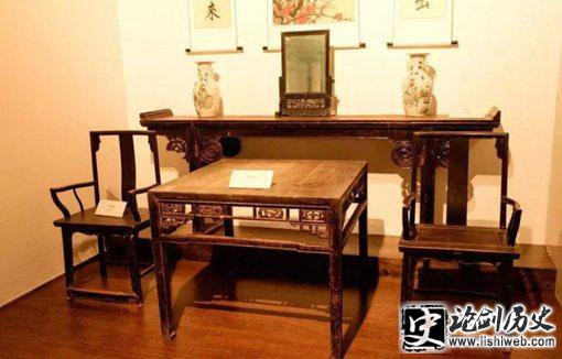 八仙桌由来及座次怎么排?八仙桌吃饭有哪些规矩? 八仙桌由来及座次怎么排?八仙桌吃饭有哪些规矩?