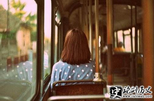 女生伤感的句子说说心情短语6