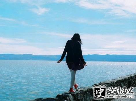 女生伤感的句子说说心情短语2