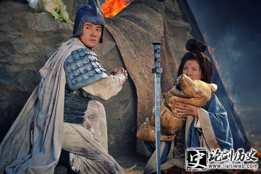 浓眉大眼什么意思?浓眉大眼典故出处介绍 浓眉大眼什么意思?浓眉大眼典故出处介绍