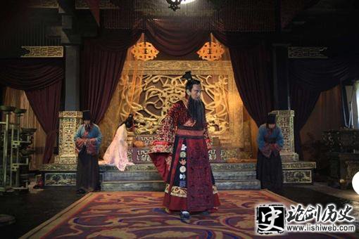 汉武帝进攻匈奴算是穷兵黩武么?晚年汉武帝犯了哪些错误? 汉武帝进攻匈奴算是穷兵黩武么?晚年汉武帝犯了哪些错误?