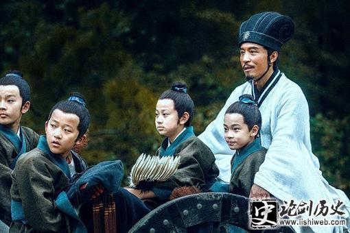 《后出师表》是诸葛亮本人写的么?《后出师表》存在哪些谜题? 《后出师表》是诸葛亮本人写的么?《后出师表》存在哪些谜题?