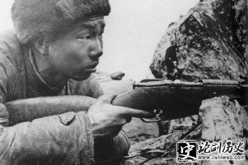 莫辛纳甘步枪为何又被称为是脚蹬枪? 莫辛纳甘步枪为何又被称为是脚蹬枪?