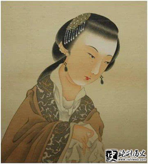 唐朝和宋朝女性的妆容有什么区别?哪个更容易被人接受 唐朝和宋朝女性的妆容有什么区别?哪个更容易被人接受