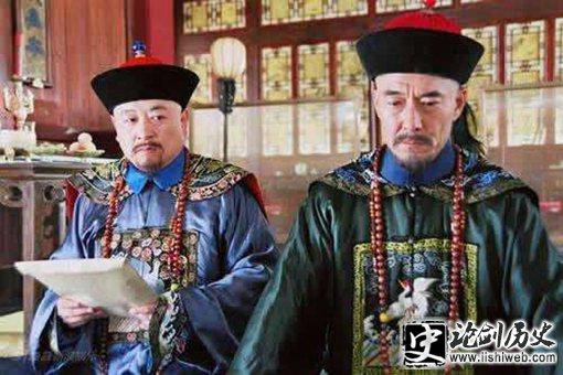 清朝官服的图案和挂链有什么讲究? 清朝官服的图案和挂链有什么讲究?