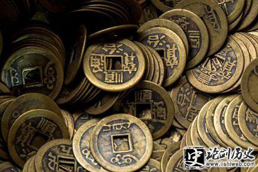 清朝皇帝打赏的金瓜子是干嘛的?价值多少呢? 清朝皇帝打赏的金瓜子是干嘛的?价值多少呢?