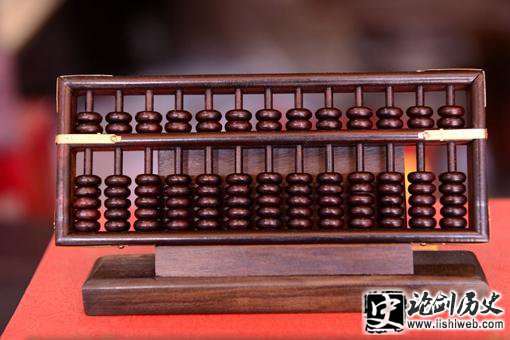 算盘是谁发明的?它的来历是怎样的? 算盘是谁发明的?它的来历是怎样的?