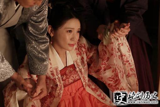 知否明兰为什么向墨兰扔泥巴?明兰复仇真正目的是什么? 知否明兰为什么向墨兰扔泥巴?明兰复仇真正目的是什么?