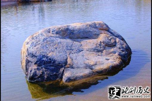 水落石出的成语故事是怎样的?有着什么典故? 水落石出的成语故事是怎样的?有着什么典故?