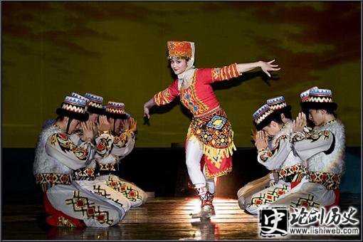 塔吉克族的历史是怎样的?有着什么民族特色? 塔吉克族的历史是怎样的?有着什么民族特色?