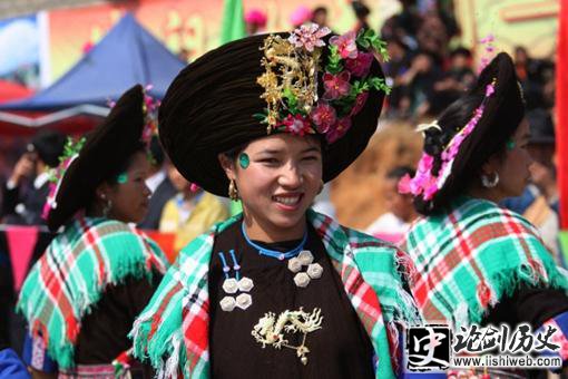 阿昌族的厚重文化体现在什么地方?有什么特点? 阿昌族的厚重文化体现在什么地方?有什么特点?