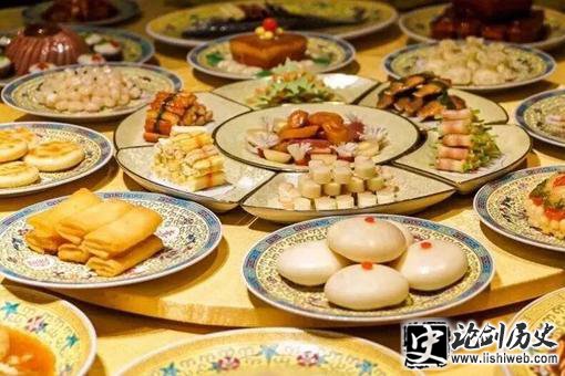 为什么古代皇帝很少被毒死?想在皇帝饭菜里下毒根本不现实 为什么古代皇帝很少被毒死?想在皇帝饭菜里下毒根本不现实