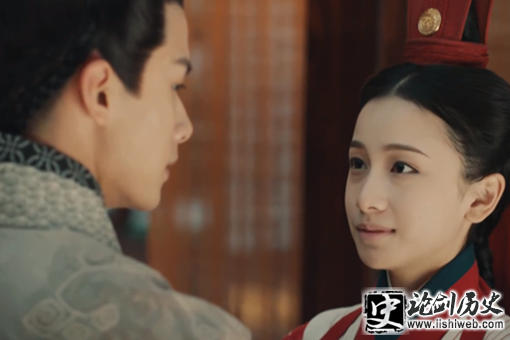 皓镧传公子逸母亲是怎么死的?元少妃的死因和殷小春有什么关系? 皓镧传公子逸母亲是怎么死的?元少妃的死因和殷小春有什么关系?