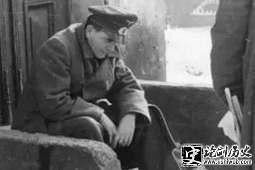 希特勒最欣赏的重臣是谁?为何被称之为纳粹德国的天才? 希特勒最欣赏的重臣是谁?为何被称之为纳粹德国的天才?