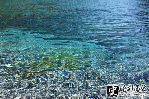 水至清则无鱼什么意思?水至清则无鱼下一句是什么? 水至清则无鱼什么意思?水至清则无鱼下一句是什么?