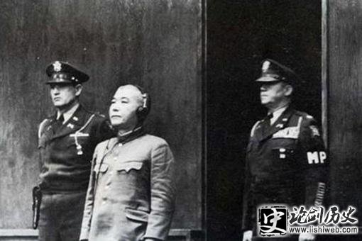 二战中第一个向俄国宣战的是哪个国家? 二战中第一个向俄国宣战的是哪个国家?