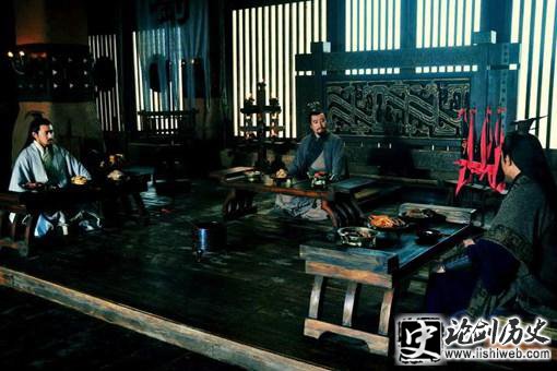 蜀国建国时官职最高的人是谁?谁是蜀汉文臣武将第一人? 蜀国建国时官职最高的人是谁?谁是蜀汉文臣武将第一人?