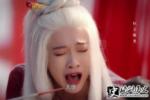 白发容乐的头发为何一瞬间变白了? 白发容乐的头发为何一瞬间变白了?