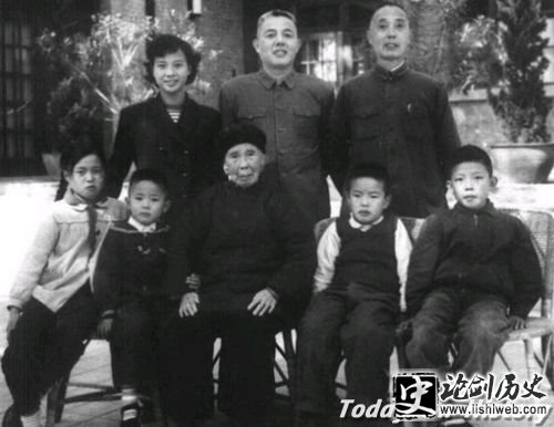 苏振华一家
