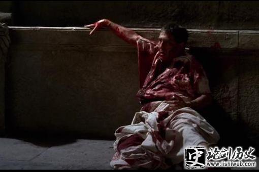 凯撒做错了什么事而导致自己被刺杀? 凯撒做错了什么事而导致自己被刺杀?