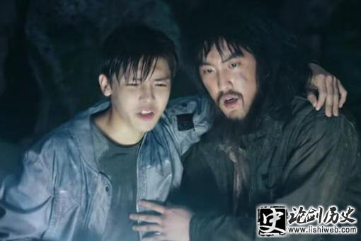 秦岭神树老痒为什么要取吴邪的血?这和他母亲有关吗? 秦岭神树老痒为什么要取吴邪的血?这和他母亲有关吗?