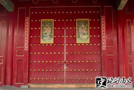 古代造一扇门有多少道工序?简单的门竟有如此之多的讲究 古代造一扇门有多少道工序?简单的门竟有如此之多的讲究