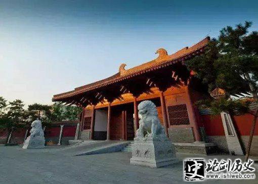 古代造一扇门有多少道工序?简单的门竟有如此之多的讲究 古代造一扇门有多少道工序?简单的门竟有如此之多的讲究