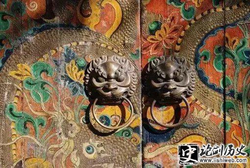 古代造一扇门有多少道工序?简单的门竟有如此之多的讲究 古代造一扇门有多少道工序?简单的门竟有如此之多的讲究