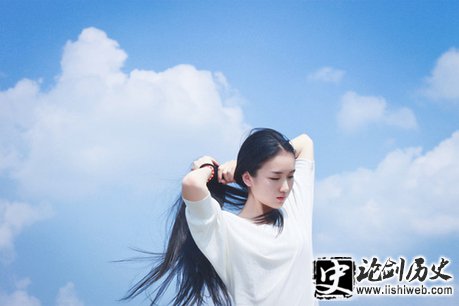 形容被辜负心灰意冷的诗句女人