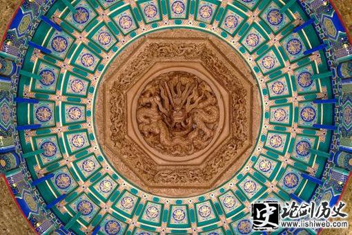 古代藻井是什么?体现了古人的宇宙观 古代藻井是什么?体现了古人的宇宙观