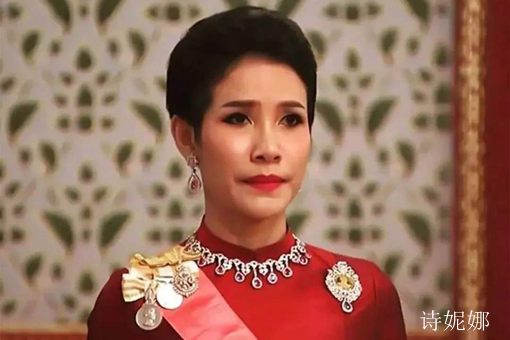 泰国王妃诗妮娜私照被外泄为什么会被泄露?泰国皇室内斗揭秘 泰国王妃诗妮娜私照被外泄为什么会被泄露?泰国皇室内斗揭秘