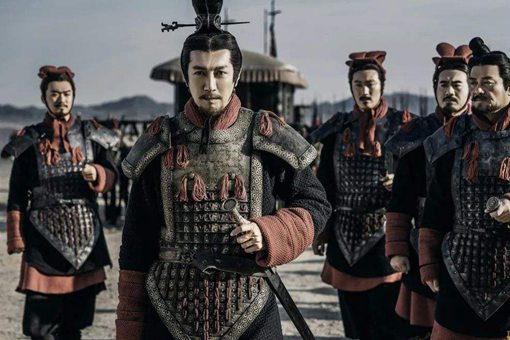 为什么秦国士兵没有头盔?秦国士兵打仗真的不带头盔吗? 为什么秦国士兵没有头盔?秦国士兵打仗真的不带头盔吗?