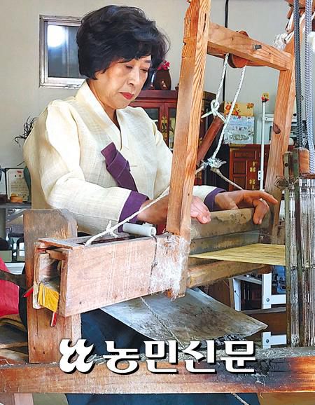 露乳装是什么服饰 揭秘韩国传统服饰露乳装 露乳装是什么服饰 揭秘韩国传统服饰露乳装