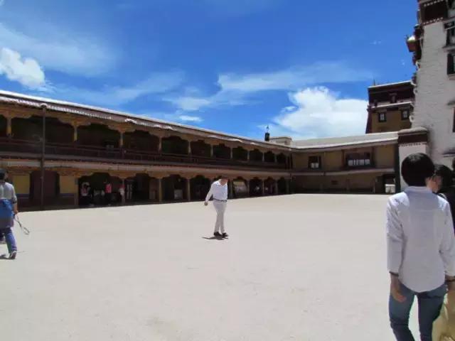 布达拉宫里面有什么 布达拉宫里面是什么样子的(内部照片泄密) 布达拉宫里面有什么 布达拉宫里面是什么样子的(内部照片泄密)