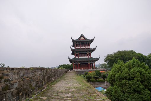 赣州城墙是什么时候的建筑 赣州古城墙有多少年历史 赣州城墙是什么时候的建筑 赣州古城墙有多少年历史