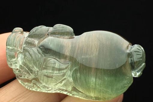 绿发晶招财是真的吗?绿发晶什么人不能戴? 绿发晶招财是真的吗?绿发晶什么人不能戴?