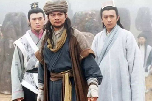 萧峰为什么把武功传给虚竹而不是段誉? 萧峰为什么把武功传给虚竹而不是段誉?